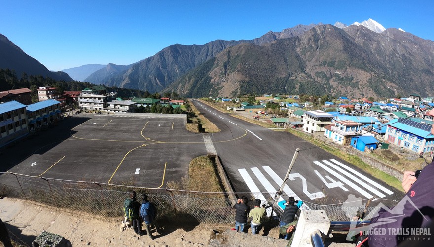 everest base camp trek rugged trails